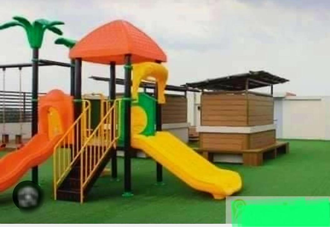Paranaque City The Lancris Residences, 2 Bedrooms, 1 Bathroom, Living-Room, Kitchen & Pool Is Free المظهر الخارجي الصورة