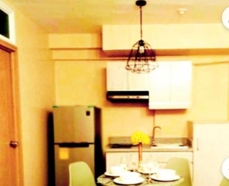 Paranaque City The Lancris Residences, 2 Bedrooms, 1 Bathroom, Living-Room, Kitchen & Pool Is Free المظهر الخارجي الصورة