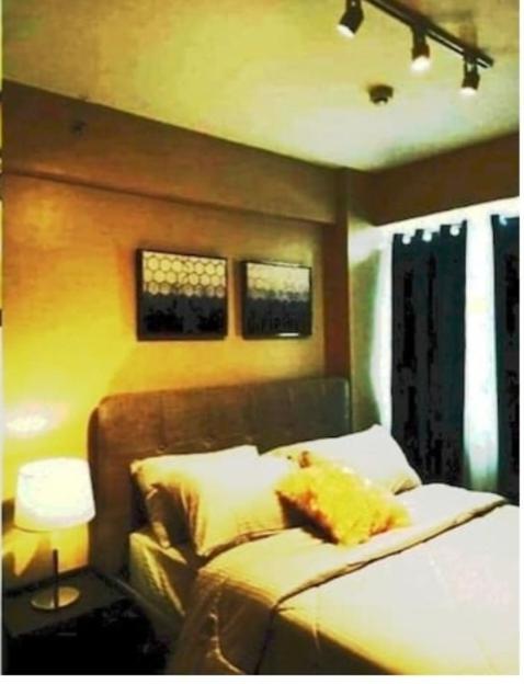 Paranaque City The Lancris Residences, 2 Bedrooms, 1 Bathroom, Living-Room, Kitchen & Pool Is Free المظهر الخارجي الصورة